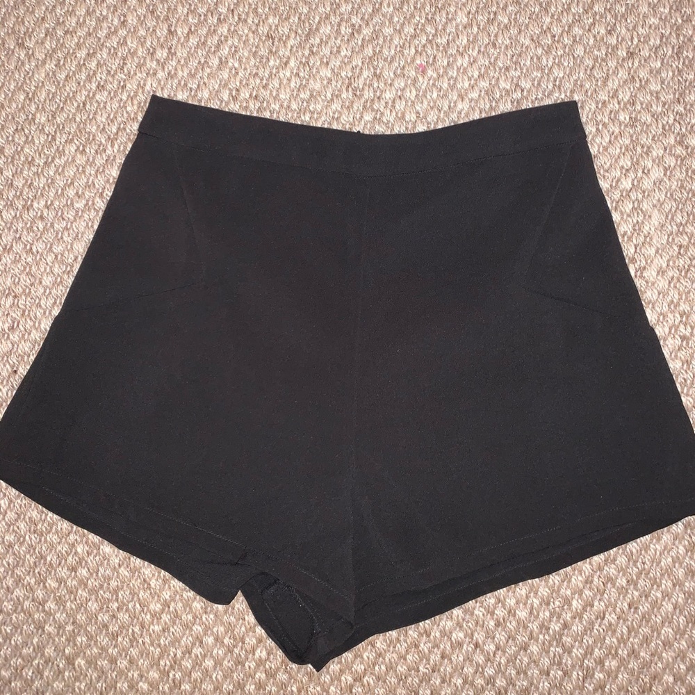 Women’s Dressy Shorts